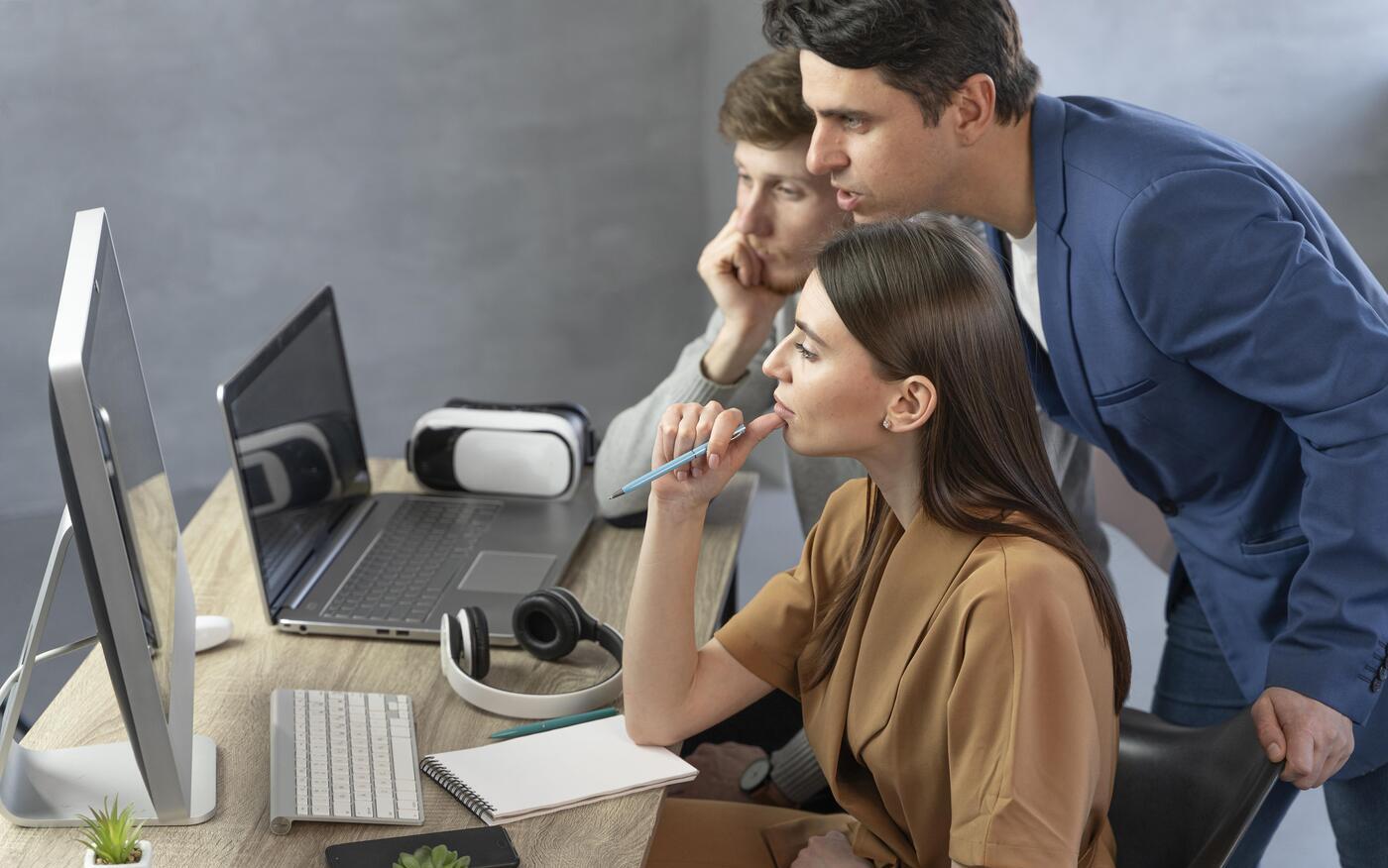 Alvarado InnovatesRedefining KPO and BPO Excellence